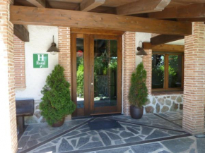  Hotel Rural El Valle  Раскафриа